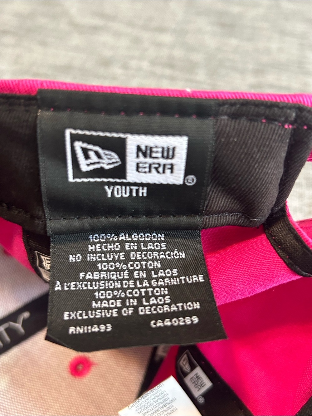 New Era New York Yankees Pink Strapback Cap 9forty Youth Child Adjustable 940 - Picture 14 of 14